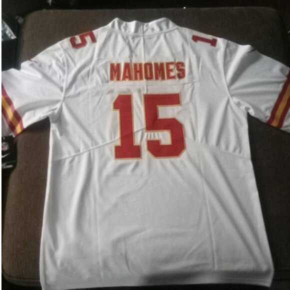 Patrick Mahomes Chiefs game jersey - Picture 2 of 2
